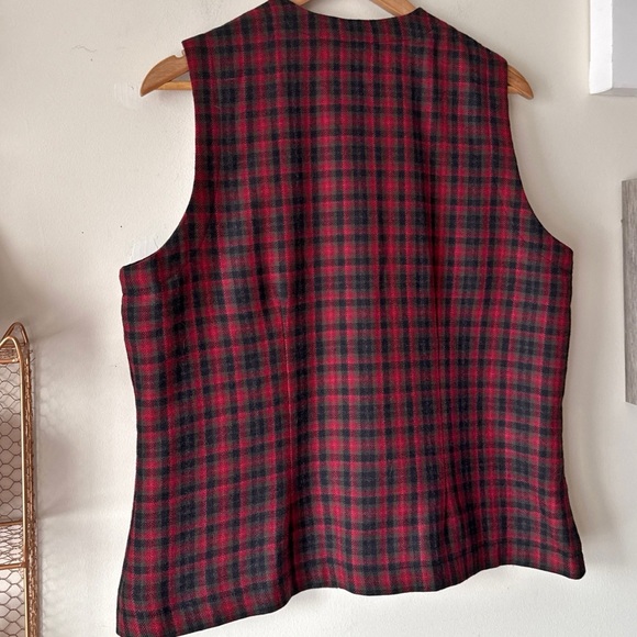 Eddie Bauer 90s Vintage Red Black Green Plaid Wool Vest Fully Lined Size Large - Picture 7 of 12